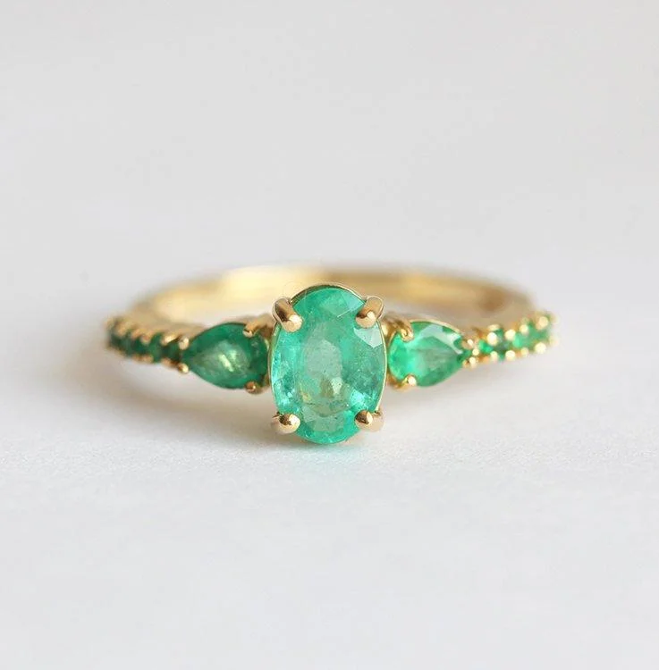 Star birthstone rings-Capri Green Emerald Cluster Ring