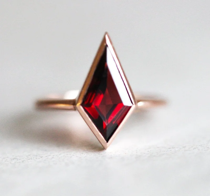 Sharp band rings-Zara Kite Garnet Ring