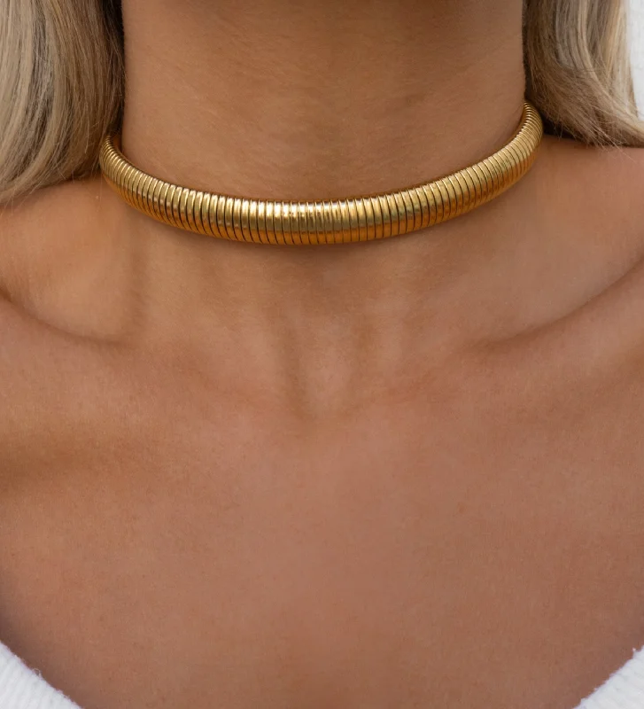 Sturdy chain necklaces-Cobra Choker