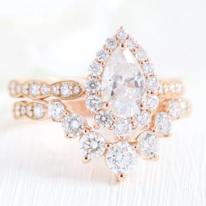 Raven feather rings-Tiara Halo Scalloped Ring Set w/ Pear Moissanite and Large 7 Diamond U Band