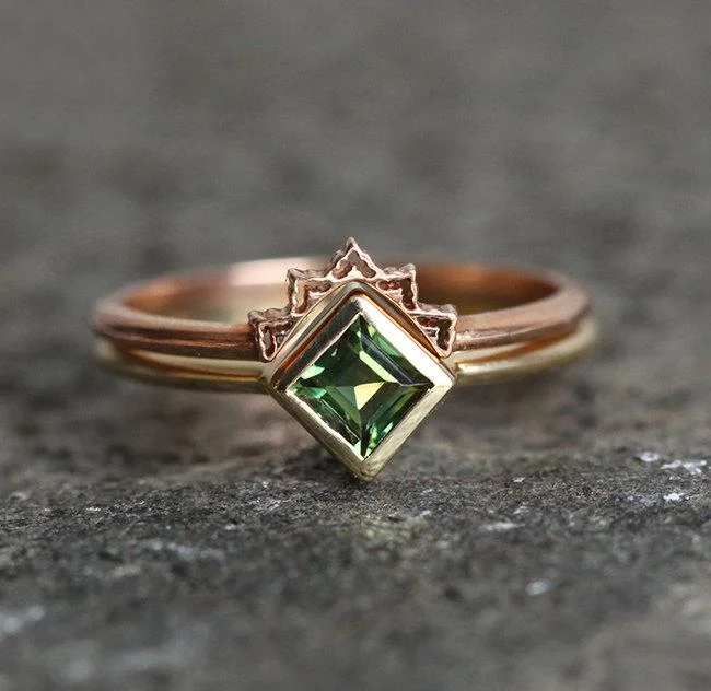 Bowed band rings-Frida Green Sapphire Ring