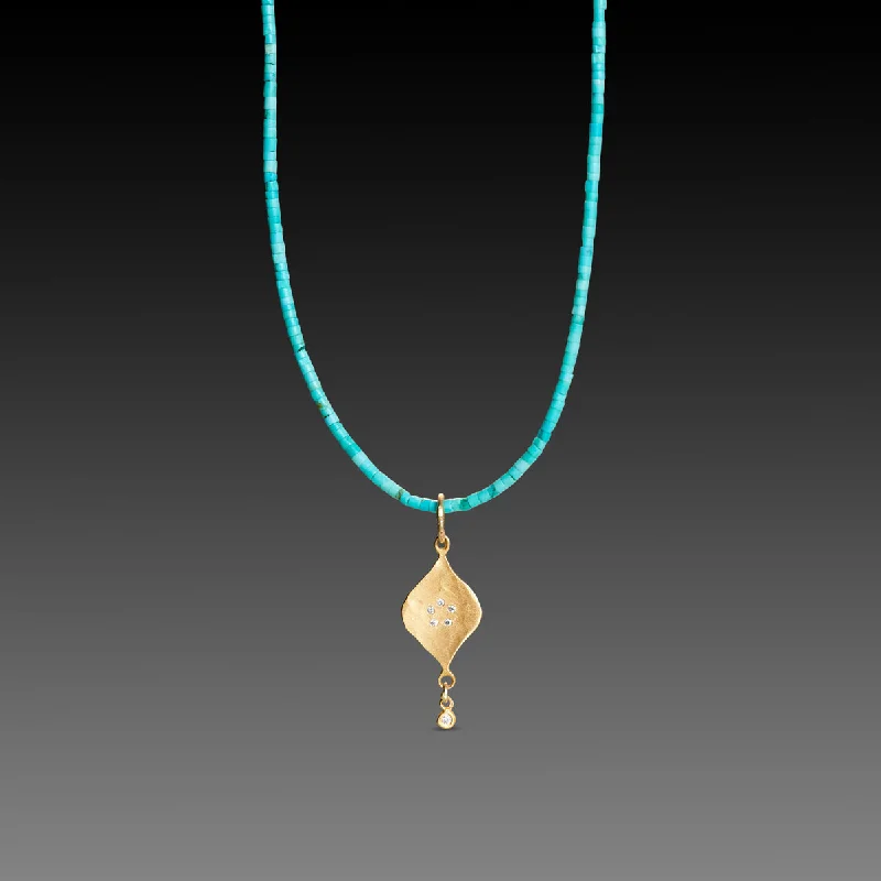 Flush clasp necklaces-Turquoise Bead Necklace with 22k Charm