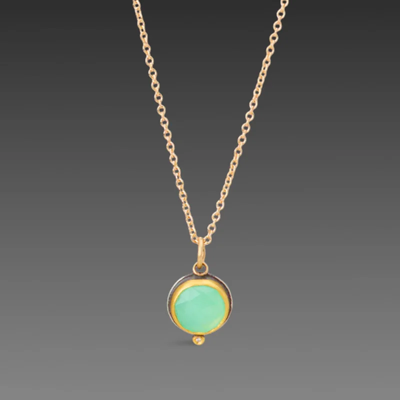 Hook clasp necklaces-Chrysoprase Necklace with Diamond