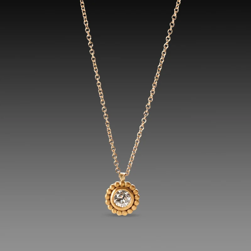 Ancient coin necklaces-Delicate Round Diamond Necklace