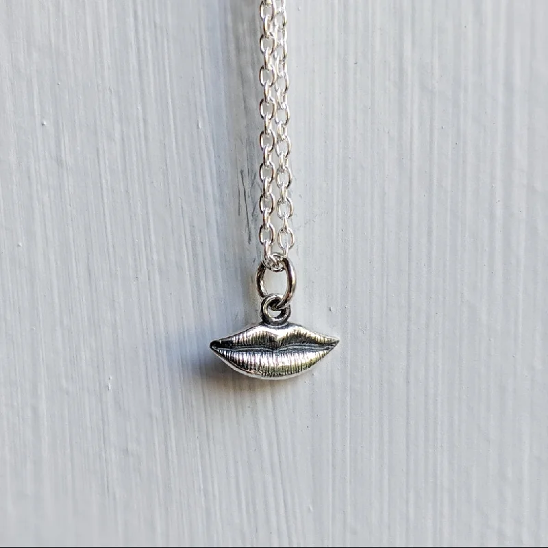 Reef knot necklaces-Sterling Lips Charm Necklace