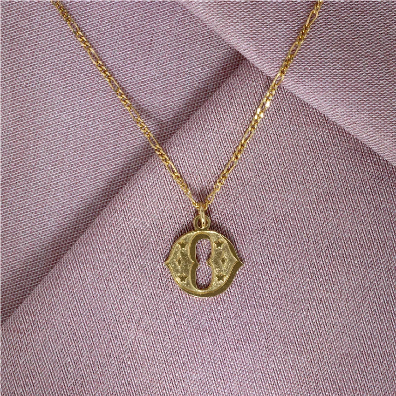 River glass necklaces-Circus Letter O Gold Plated Necklace