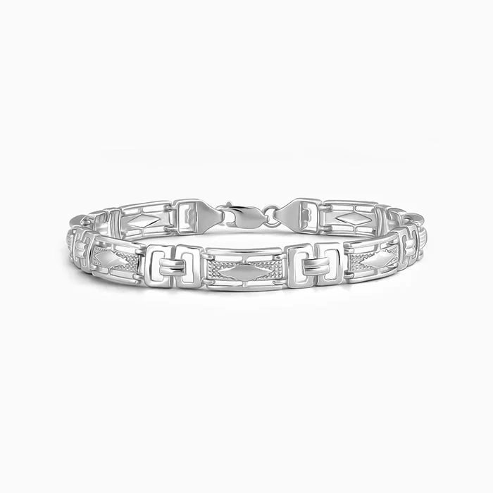 Sturdy chain bracelets-Silver Classy Link Bracelet For Him